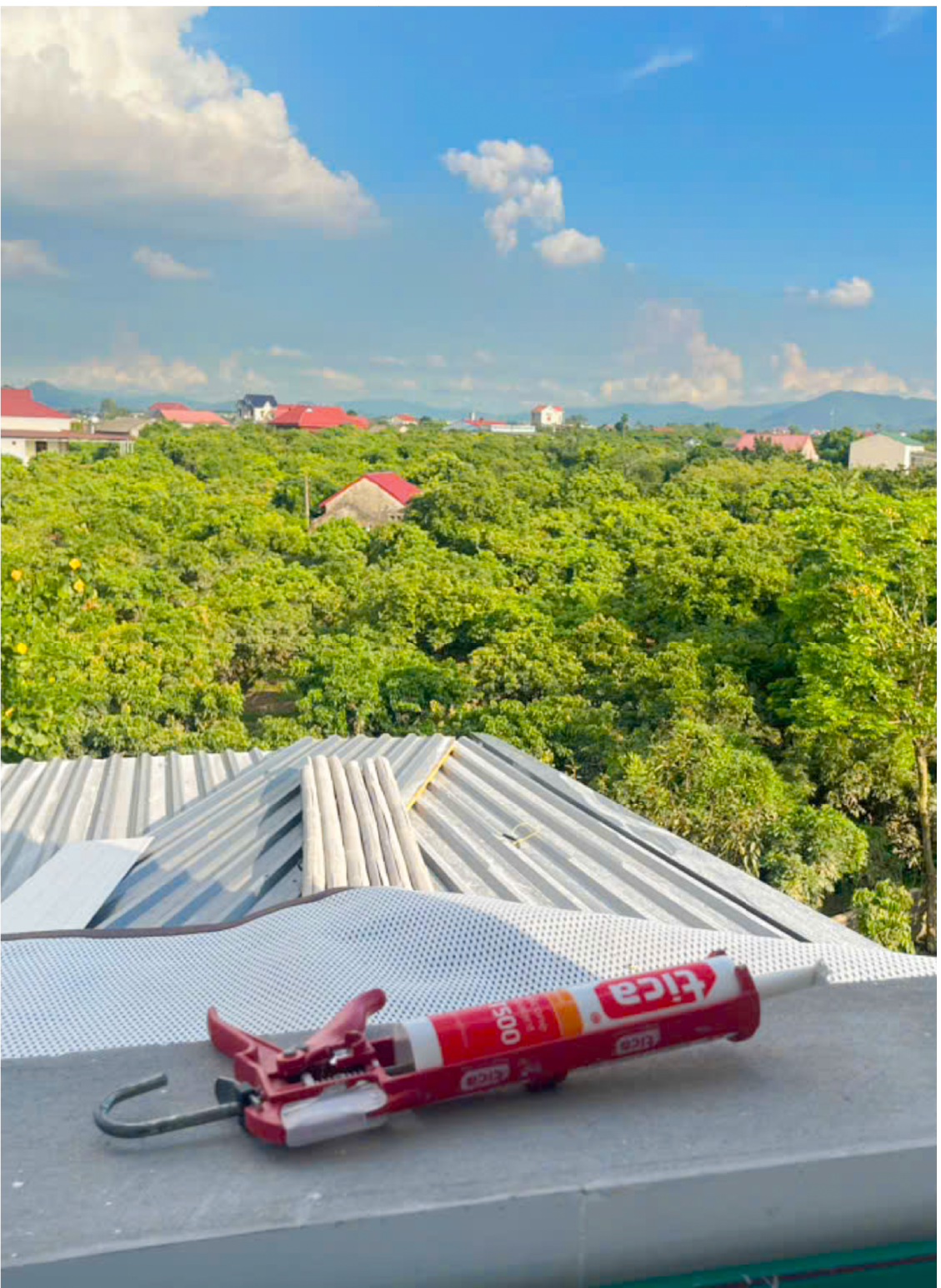 Thi công cửa nhôm kính nhà ở dân cư